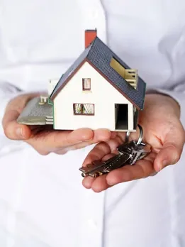 दक्षिणमुखी घर को क्यों माना जाता है अनलकी? जानें वास्तु नियम