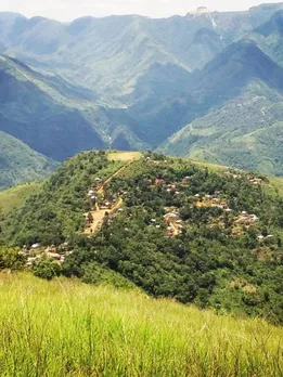 अनोखा गांव: यहां नाम से नहीं, सीटी बजाकर बुलाते हैं एक-दूसरे को लोग