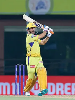 IPL में 1 टीम के खिलाफ सबसे ज्यादा छक्के लगाने वाले बल्लेबाज