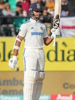 हर देश के खिलाफ टेस्ट सीरीज में सबसे ज्यादा रन बनाने वाले भारतीय