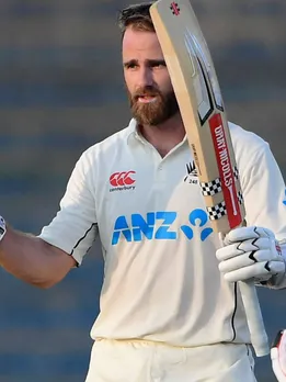 डेब्यू टेस्ट में शतक और विकेट लेने वाले खिलाड़ी