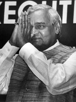 देश के ऐसे PM जिन्होंने 4 राज्यों से जीता था चुनाव, आज तक कोई नहीं तोड़ पाया रिकॉर्ड