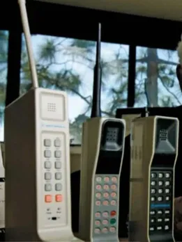 कब आया था दुनिया का पहला फोन? जानें किसने की थी पहली कॉल