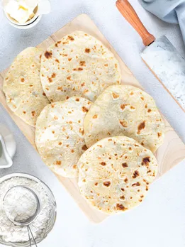 आखिर गोल ही क्यों बनाई जाती है रोटी? जानिए इसके पीछे का गणित और मान्यता