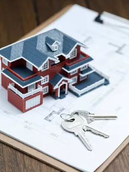 वास्तु के हिसाब से जानें किस दिशा में होना चाहिए मेन गेट, बेडरूम से लेकर किचन तक
