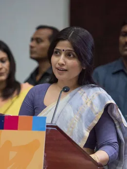 कितनी पढ़ी लिखी हैं डिंपल यादव