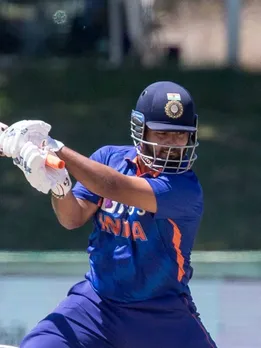 एक वर्ल्ड कप टूर्नामेंट में सबसे ज्यादा कैच लेने वाले खिलाड़ी, पंत बने नंबर 1