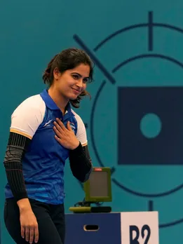 Paris Olympics 2024: काफी स्टाइलिश हैं Manu Bhaker, हर आउटफिट में लगती हैं खूबसूरत