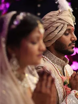 केकेआर के स्टार ने रचाई शादी