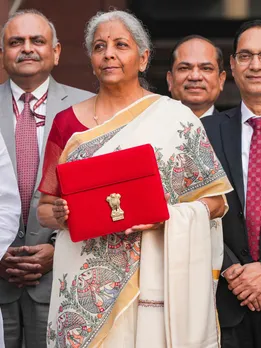 बजट 2025 में क्या-क्या हुआ सस्ता, देखें पूरी लिस्ट