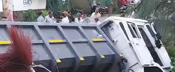 tipper lorry