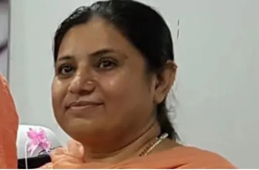 9ab8c7e1-3bdb-4ef5-bef4-c5b18a58e120