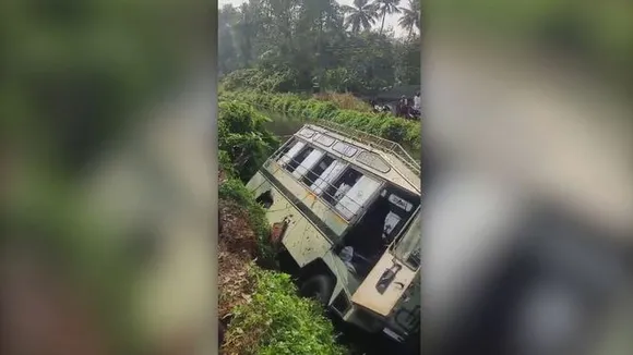 neyyatinkara school bus