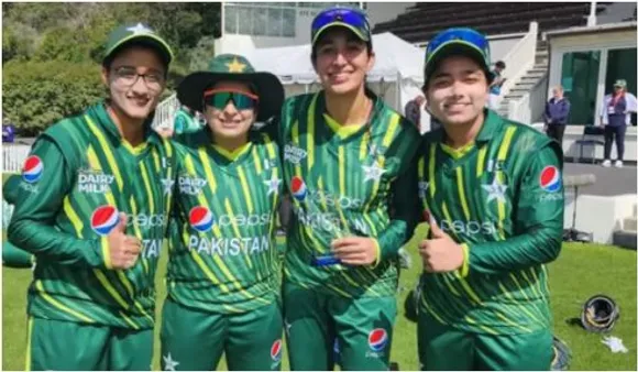 Pak women's team