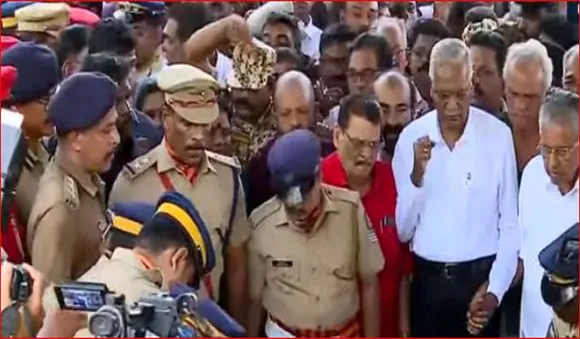 കാനത്തിന് ജന്മനാടിന്റെ അന്ത്യാഞ്ജലി; അന്തിമോപചാരം അര്‍പ്പിച്ച് മുഖ്യമന്ത്രി