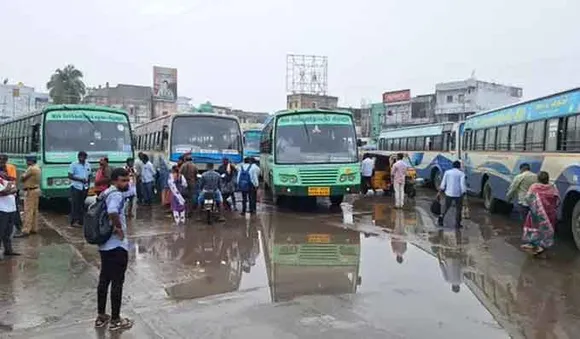 തമിഴ്‌നാട്ടില്‍ ബസ് ജീവനക്കാരുടെ പണിമുടക്ക് ആരംഭിച്ചു; വലഞ്ഞ് ജനങ്ങള്‍