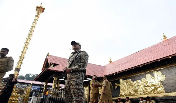 പുതുവര്‍ഷ പുലരിയില്‍ വഴിപാടായി ശബരീശന് 18018 നെയ്യഭിഷേകം