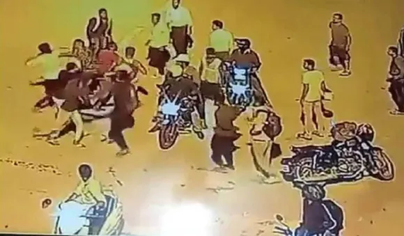 ടോള്‍ പിരിക്കാന്‍ വൈകി; തര്‍ക്കം,ടോള്‍ബൂത്ത് ജീവനക്കാരനെ തല്ലിക്കൊന്ന് കാര്‍ യാത്രികന്‍
