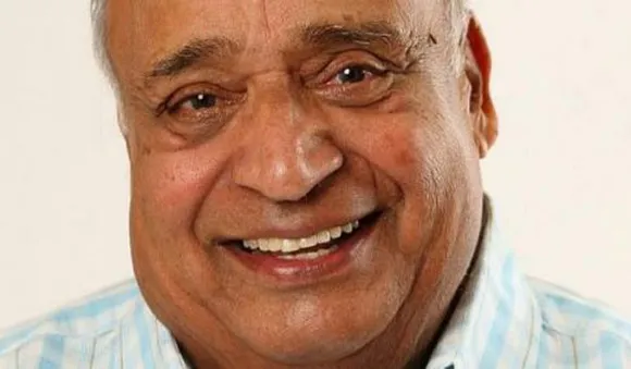 അവസാനയാത്രയിലും അരികെ