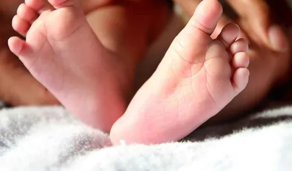പേരാമ്പ്രയില്‍ മൂന്നു വയസ്സുകാരി ബക്കറ്റിലെ വെള്ളത്തില്‍ മരിച്ച നിലയില്‍