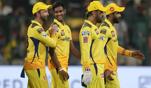 മത്സരം തിരിച്ച് പിടിച്ച് 'തല'; സിഎസ്‌കെയെയും ധോണിയേയും വാഴ്ത്തിപ്പാടി ക്രിക്കറ്റ് ലോകം