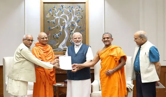 രാമക്ഷേത്ര ഉദ്ഘാടനത്തിന് മോദിയ്ക്ക് പ്രത്യേക ക്ഷണം: തിരഞ്ഞെടുപ്പിന് മുമ്പുള്ള ബിജെപി പാർട്ടി പരിപാടിയാകുമോയെന്ന് പ്രതിപക്ഷ നേതാക്കൾ