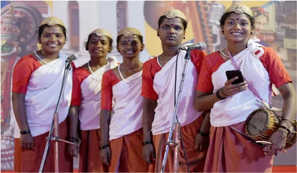മംഗലംകളിയിലൂടെ പുതുചരിത്രമെഴുതി കലോത്സവവേദി
