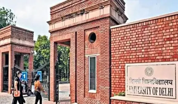 സിഎഎക്കെതിരെ ഡല്‍ഹി, ജാമിയ സര്‍വ്വകശാലകളില്‍ പ്രതിഷേധം; മലയാളികളടക്കം കസ്റ്റഡിയില്‍