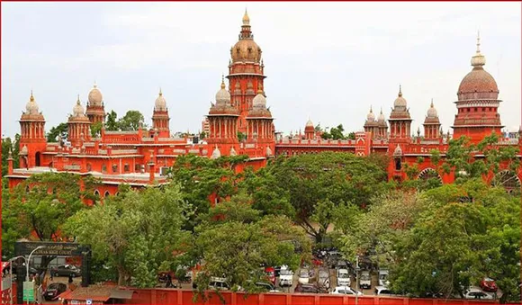 'എവിടെ ചികിത്സ തേടിയാലും മെഡിക്കല്‍ ഇന്‍ഷുറന്‍സ് തുക നല്‍കണം': മദ്രാസ് ഹൈക്കോടതി