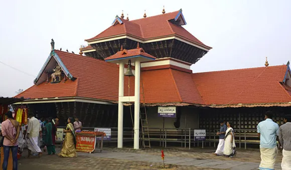 ചക്കുളത്തുകാവ് പന്ത്രണ്ടു നോയമ്പ് മഹോത്സവത്തിന് കൊടിയേറി