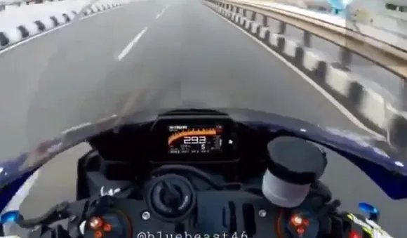 299 കിലോമീറ്റര്‍ വേഗതയില്‍ ബൈക്ക് ഓടിച്ച് റൈഡറുടെ അഭ്യാസ പ്രകടനം; പിന്നീട് സംഭവിച്ചത് (വീഡിയോ)