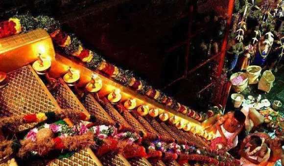 മകരവിളക്ക് : പതിനെട്ടാംപടി കയറുന്നതിന് നിയന്ത്രണം
