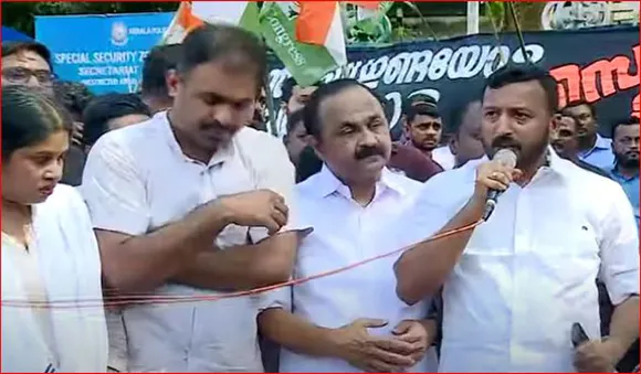 തലസ്ഥാനത്ത് യൂത്ത് കോണ്‍ഗ്രസ് സെക്രട്ടറിയേറ്റ് മാര്‍ച്ചില്‍ സംഘര്‍ഷം; ഇനി തെരുവില്‍ തല്ലു കൊള്ളാനില്ലെന്ന് രാഹുല്‍ മാങ്കൂട്ടത്തില്‍