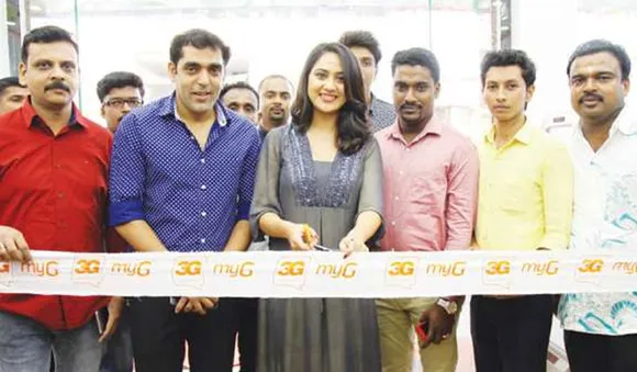 3 ജി ഡിജിറ്റല്‍ വേള്‍ഡ് ഇരിട്ടി, തലശേരി ഷോറൂമുകള്‍