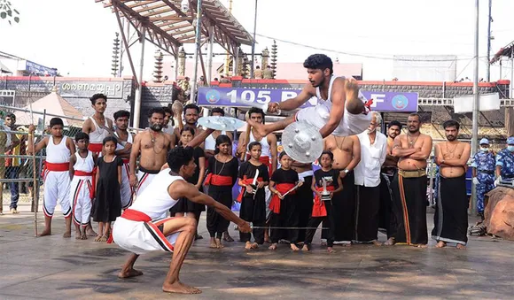 കടത്താനാടന്‍ ചുവടുകളുമായി ശബരിമലയില്‍ കളരിപ്പയറ്റ്‌