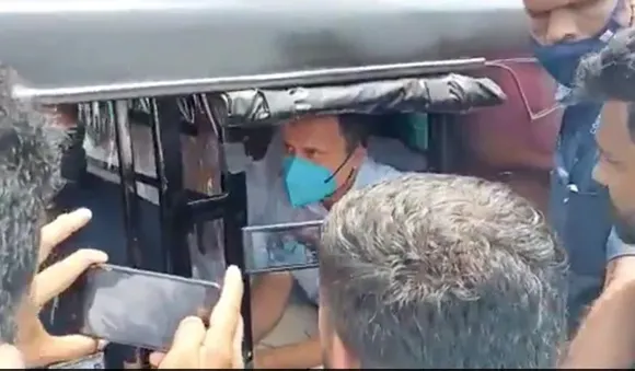 ഹെലികോപ്റ്റര്‍ സ്ഥലം മാറിയിറങ്ങി; രാഹുല്‍ വിളിച്ചു 'ഏയ് ഓട്ടോ