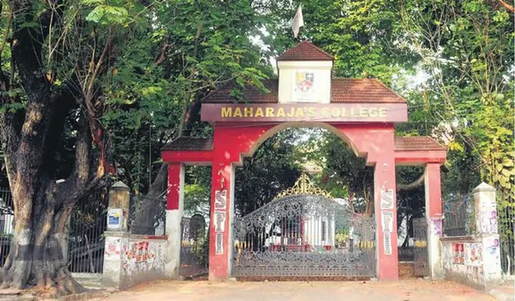 മഹാരാജാസില്‍ എസ്.എഫ്.ഐ നേതാവിന് കുത്തേറ്റ സംഭവം; രണ്ട് പേര്‍ പിടിയില്‍