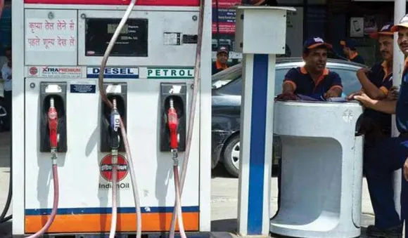 ഇ​ന്ധ​ന​വി​ല വീ​ണ്ടും വർധിച്ചു