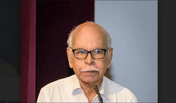നീയുറങ്ങുന്നു.....