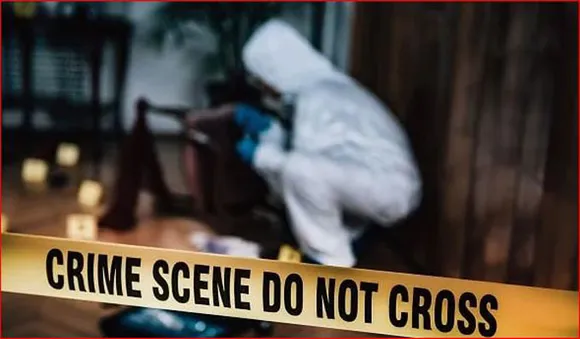 അടൂരില്‍ മകനെ കൊലപ്പെടുത്തി; പിന്നാലെ പിതാവ് ജീവനൊടുക്കി, അയല്‍ക്കാരെ വിവരമറിയിച്ചത് ഇളയ മകന്‍