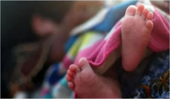 ആഗ്രഹിച്ചത് ആണ്‍കുട്ടി, ജനിച്ചത് പെണ്‍കുഞ്ഞ്; രണ്ടുമാസം പ്രായമുള്ള കുഞ്ഞിനെ കൊലപ്പെടുത്തി മുത്തച്ഛനും മുത്തശ്ശിയും