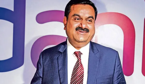 നിക്ഷേപകരെ അനുനയിപ്പിക്കാന്‍ പുതിയ നീക്കവുമായി അദാനി ഗ്രൂപ്പ്