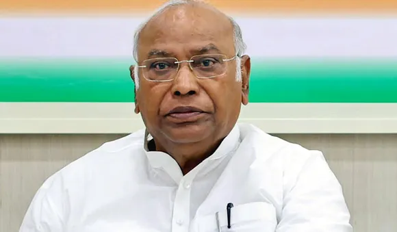 ഇന്‍ഡ്യാ മുന്നണിയിലെ പ്രതിപക്ഷ എംപിമാര്‍ക്ക് വിരുന്നു നല്‍കി കോണ്‍ഗ്രസ്