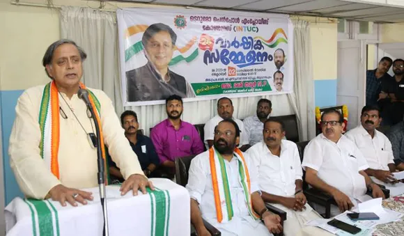 ജനങ്ങളെ ഭിന്നിപ്പിക്കാന്‍ ശ്രമിക്കുന്നവര്‍ ദുഃഖിക്കേണ്ടിവരും: ശശി തരൂര്‍