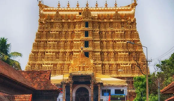 അയോധ്യ ശ്രീരാമ പ്രാണപ്രതിഷ്ഠ: പത്മനാഭസ്വാമി ക്ഷേത്രത്തിൽ നിന്നും ഉപഹാരമായി ഓണവില്ല്