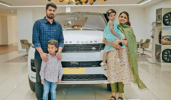 കോടികള്‍ വിലമതിക്കുന്ന എസ്യുവി സ്വന്തമാക്കി നിര്‍മ്മാതാവ് ലിസ്റ്റിന്‍ സ്റ്റീഫന്‍
