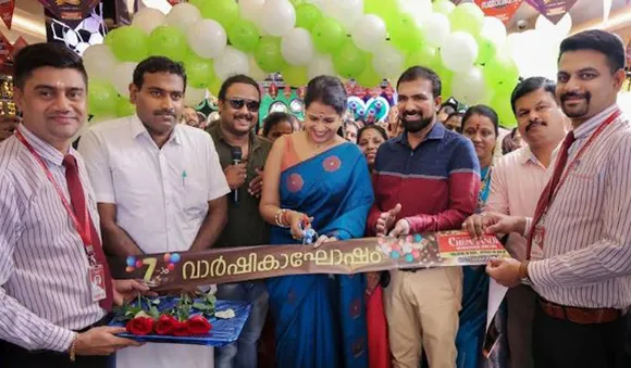 ബോബി ചെമ്മണൂര്‍ ഇന്റര്‍നാഷണല്‍ ജ്വല്ലേഴ്‌സ് കൊട്ടാരക്കര ഷോറൂമിന്റെ 7-ാം വാര്‍ഷികം ആഘോഷിച്ചു