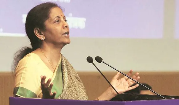 ബാങ്കുകളുടെ സേവനത്തെ പ്രശംസിച്ച് നിര്‍മ്മല സീതാരാമന്‍