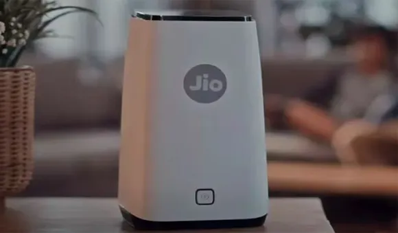 റിലയന്‍സ് ജിയോ എയര്‍ ഫൈബര്‍ പ്ലാനുകൾ 599 രൂപ മുതൽ ; 16 ലേറെ ഓടിടി ആപ്പുകള്‍, അറിയേണ്ടതെല്ലാം...