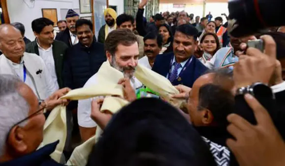 മണിപ്പൂരിന്റെ വേദന മനസ്സിലാക്കുന്നു, സമാധാനം കൊണ്ടുവരും; ഉറപ്പുനല്‍കി രാഹുല്‍ ഗാന്ധി